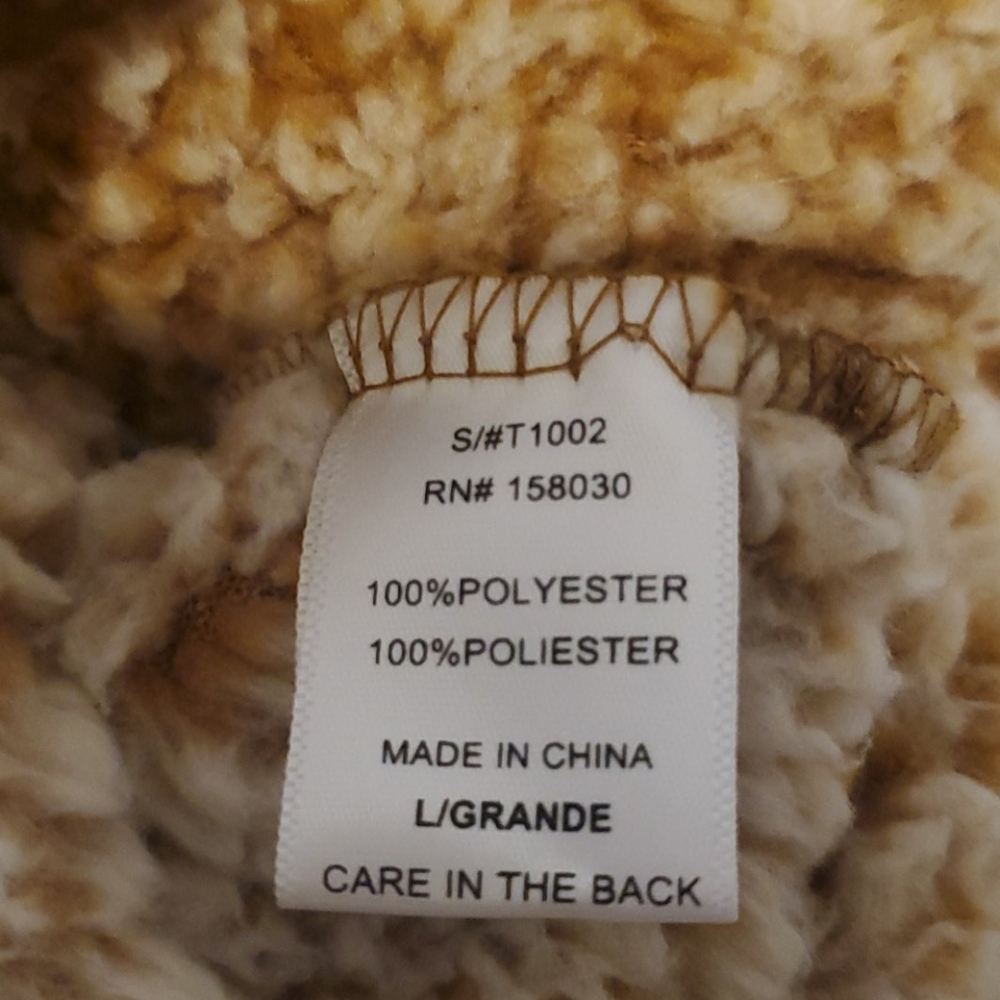 Sweater with hat super soft - Picture 11 of 11